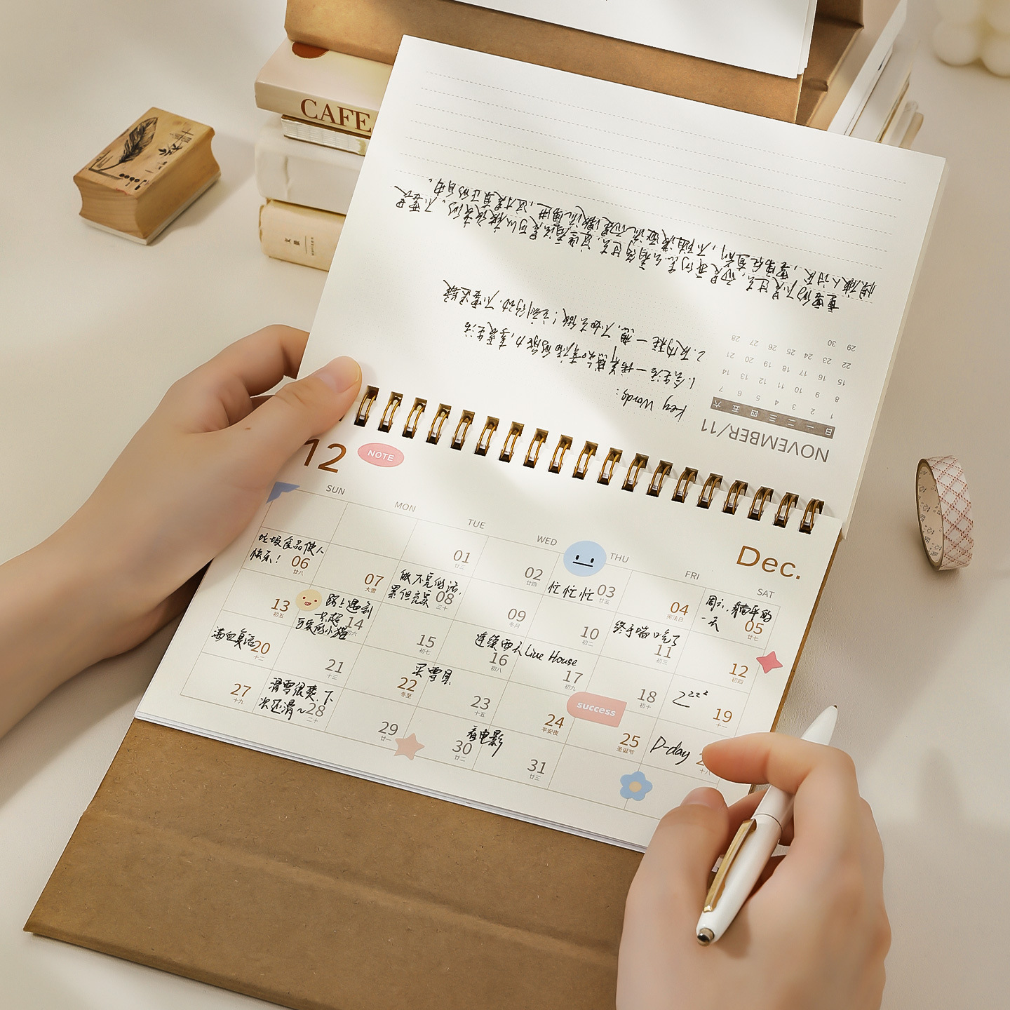 Xinmo 2026 Calendario de escritorio básico grande Adornos de escritorio de Ka White Calendario de plan multifuncional Calendario de estilo simple