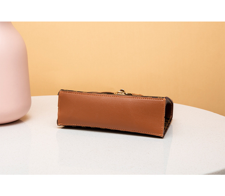 Square Shape Small Size Women's Small All Seasons Pu Leather Fashion Handbag