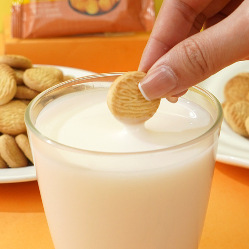 Taste Renjia Hericium small round cake crispy biscuits small package monkey mushroom biscuits leisure snacks whole box wholesale