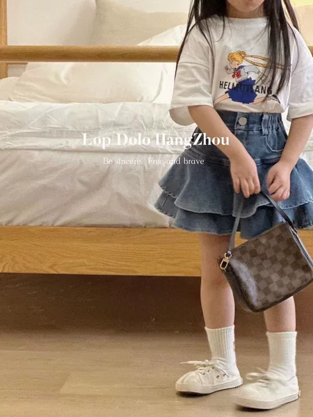 Korean Children's Clothing 2026 Summer Set New Stylish Girls' Cartoon Short-Sleeve T-Shirt and Denim Skirt