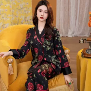 时尚潮流暗纹黑金玫瑰长款睡衣女气质长袖长款复古家居服新款套装