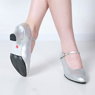 �½������y��Ь�����ԾS��߸����x��V���赸Ь�����ݳ�