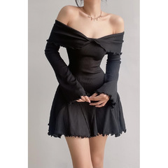 Sexy and Alluring Style Off-Shoulder Cross-Strap Long-Sleeve Dress for Women&mdash;New Summer/Autumn Slim-Fit, Waist-Slimming A-Line Outerwear Skirt