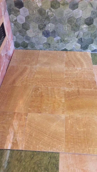 Artificial simulation beige topaz (tourmaline)