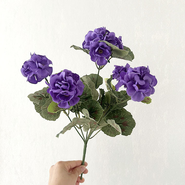 En stock suministro flor artificial Begonia flor boda hogar restaurante fotografía conjunto decoración arreglo floral accesorios Flor de seda