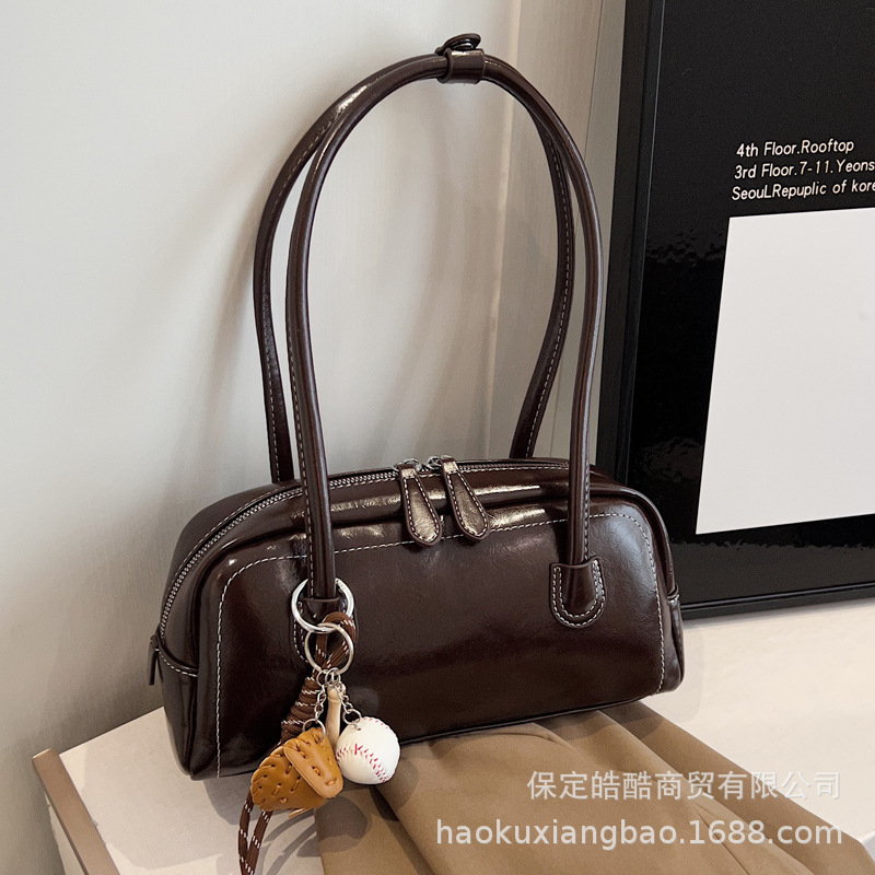 Minimalist Trendy Bag 2024 New Fashion Autumn/Winter Women's Shoulder Bag Luxury Underarm Versatile Boston Bag - Thumbnail 4