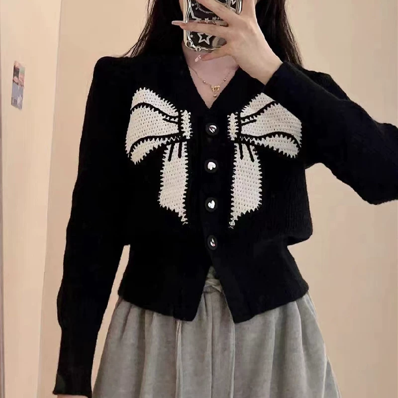 Вязаный осенний свитер с бантом, облегающая куртка, стиль Chanel, с вышивкой