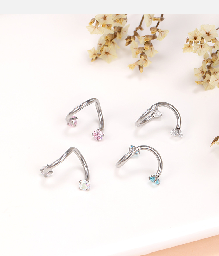 Labret piercing jewelry detail image