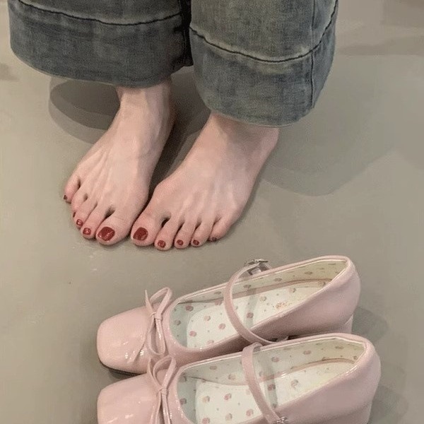 French Style Thick Heel Shallow Mouth Mary Jane Ballet Shoes Women's 2025 Spring New Arrival Red Dress High Heels Single Shoes