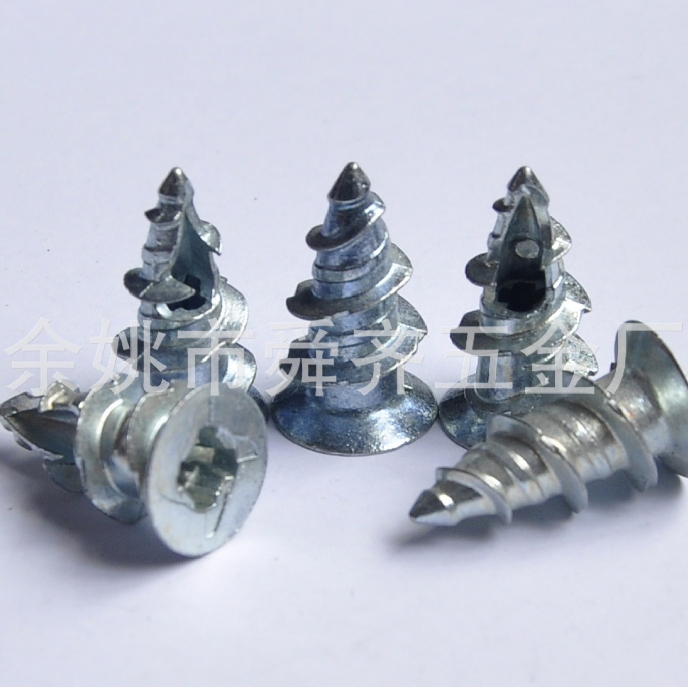 专业厂家生产单尖锌合金快速壁虎 锌合金石膏板快速壁虎 量大从优