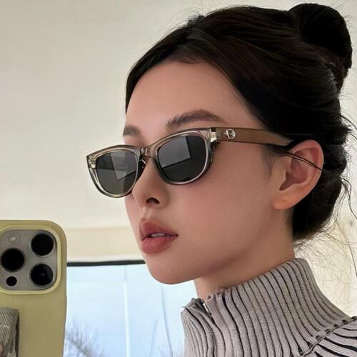 GM New Cat-Eye Sunglasses for Women, Small Square Frame with a Sense of Luxury, Sunglasses for Men with Sun Protection and UV Shielding