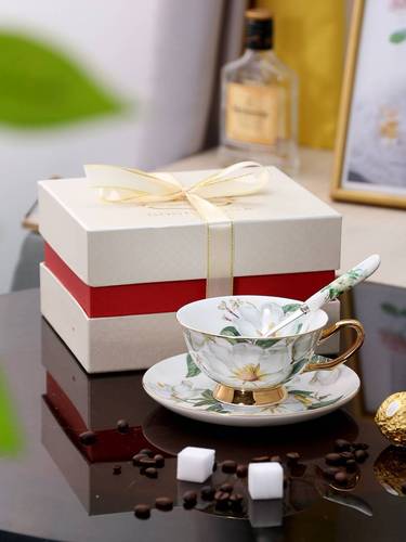 欧式骨瓷咖啡杯套装金边陶瓷杯带碟带架英式下午茶茶杯结婚礼盒装