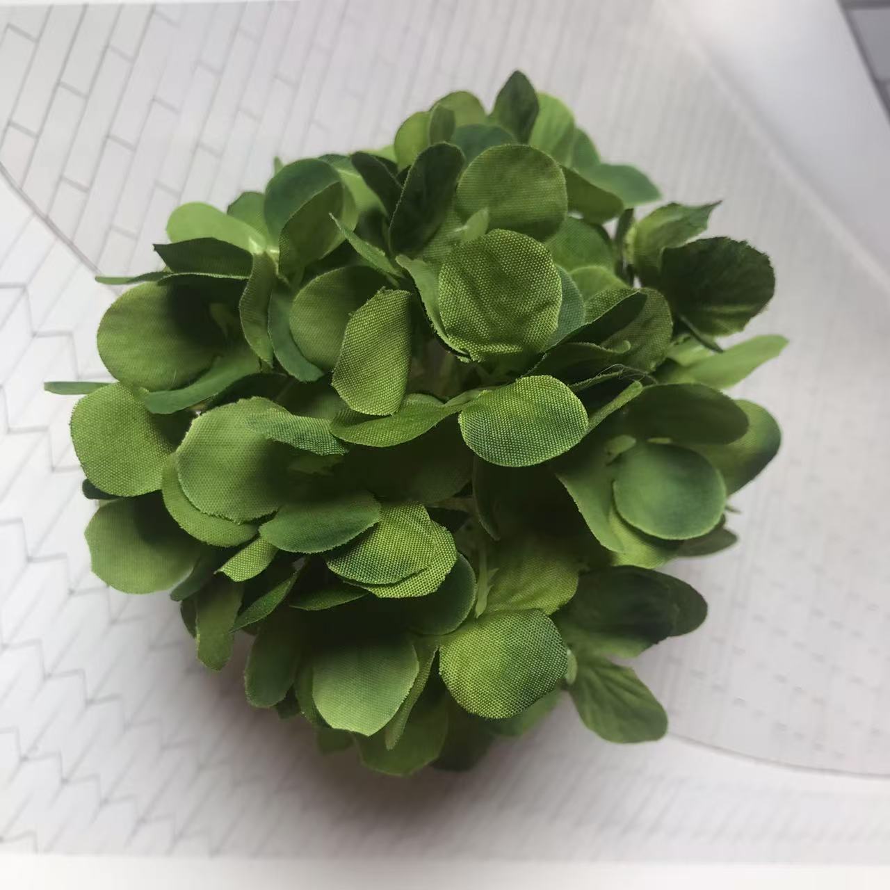 녹색(지름 약 10cm, 높이 약 7cm)