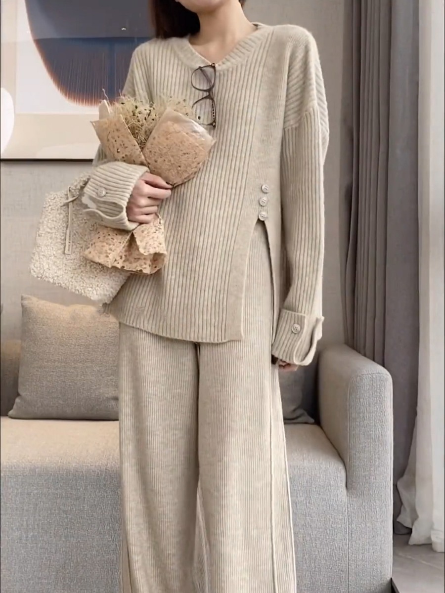 Design knitted sweater
