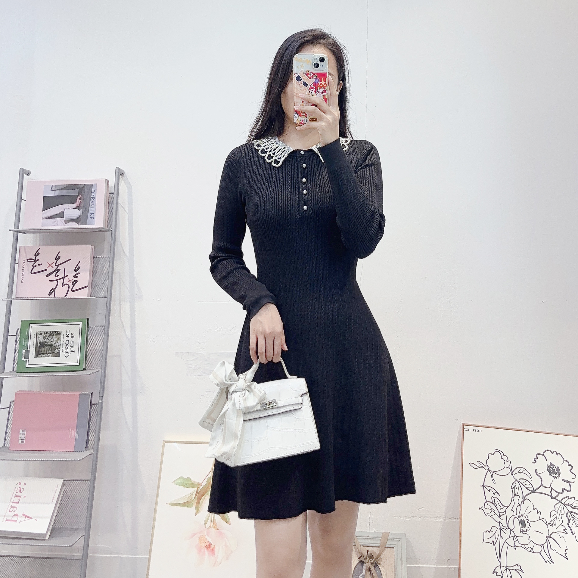 南油高端女装法式小香风小黑裙珍珠娃娃领高级感茶歇针织连衣裙女
