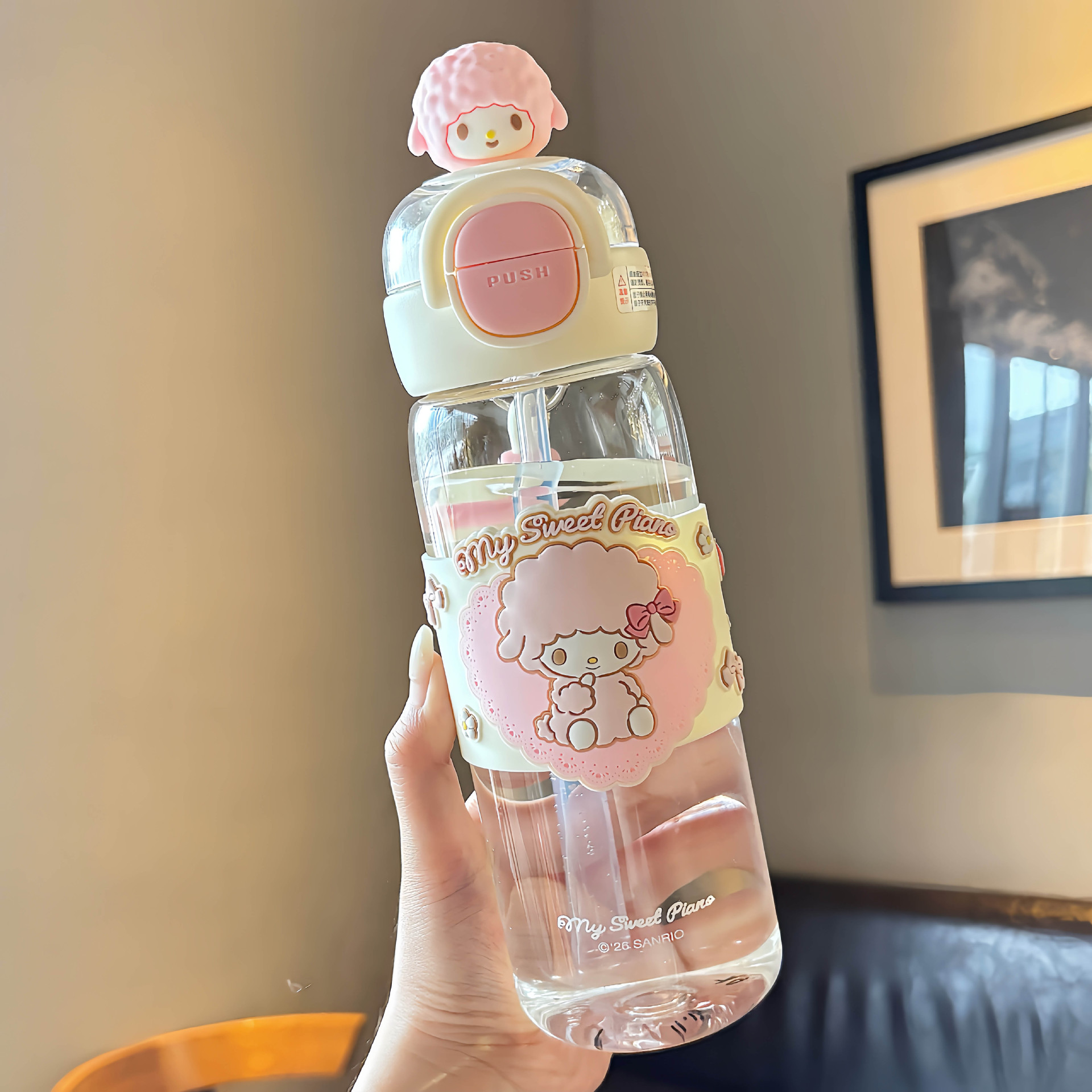 Sanliogou tazas de agua para niños resistentes a altas temperaturas, tazas de paja anticaídas, tazas de plástico lindas de gran capacidad, especialmente para estudiantes en la escuela