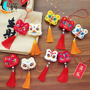 Chinese Style Plush Lion Dance Tassel Pendant for Chinese Zodiac Small Doll for Happy Tiger Lion Festive Doll Car Hanging Decoration