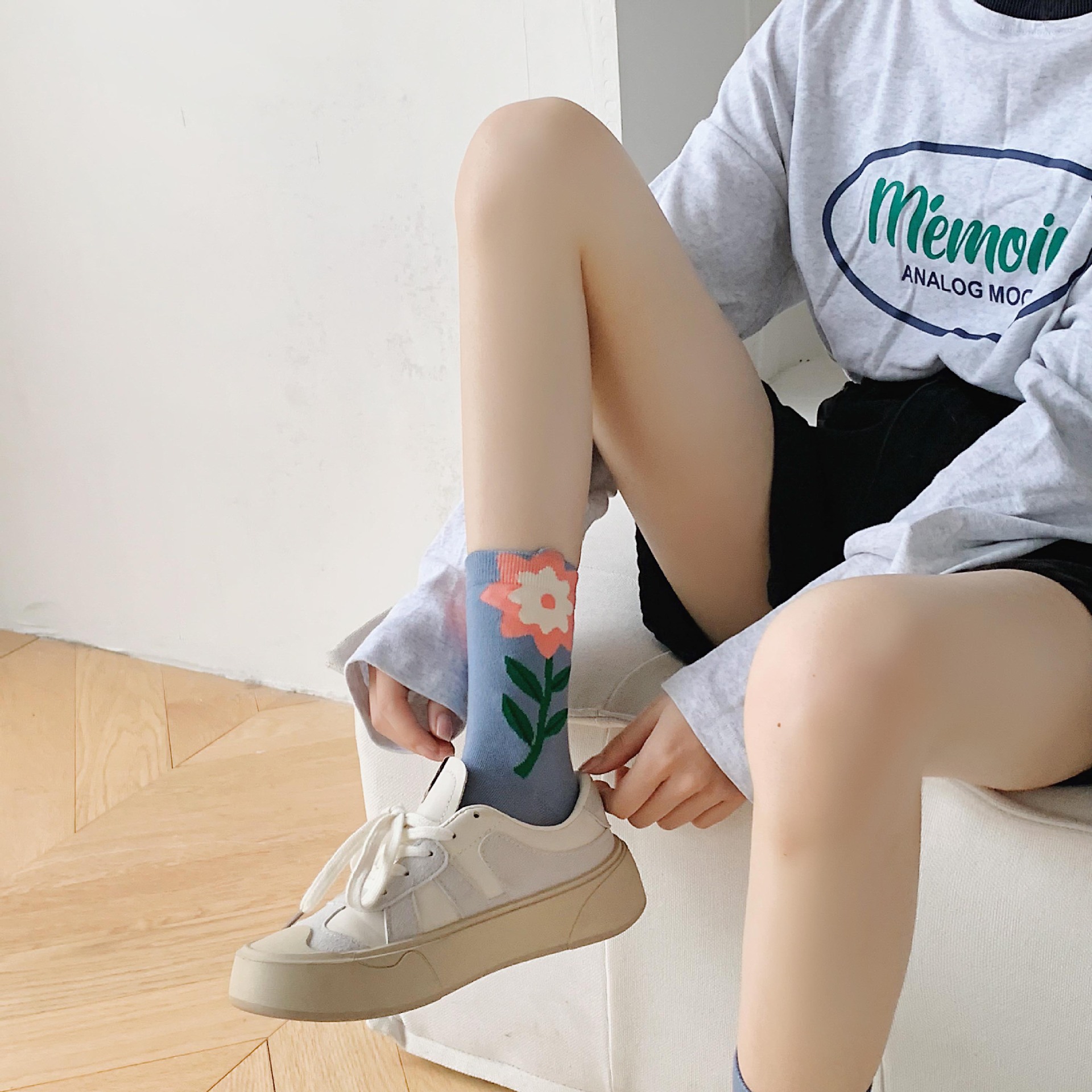 Cotton Fabric Type Flowers Cotton Crew Socks 1 Piece