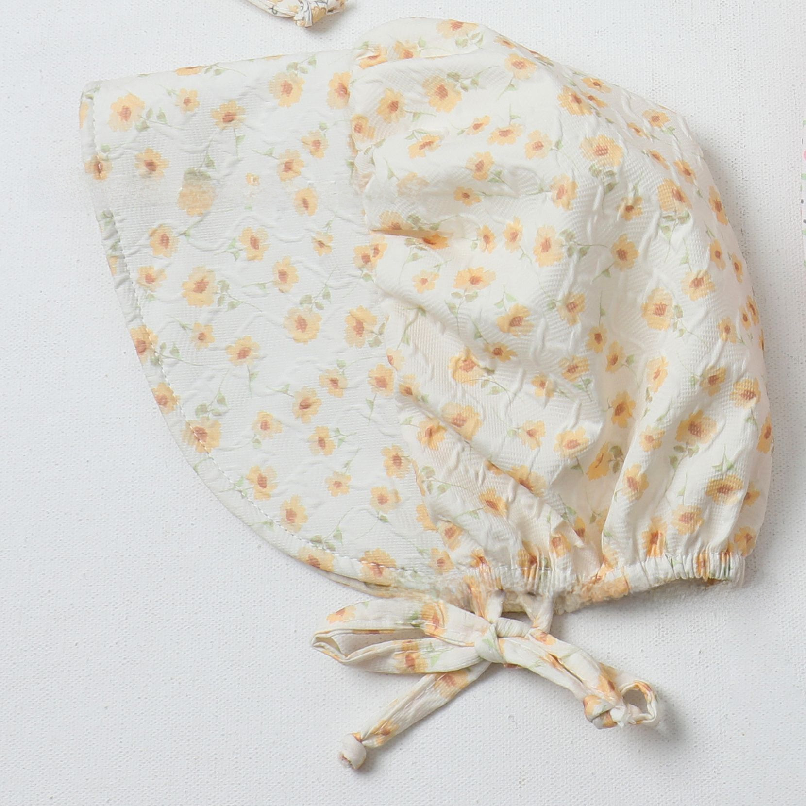 24 primavera nuevo pequeño sombrero de bebé estilo pastoral floral protección para las orejas de pollo sombrero de bebé para el sol 46cm_voghion.com