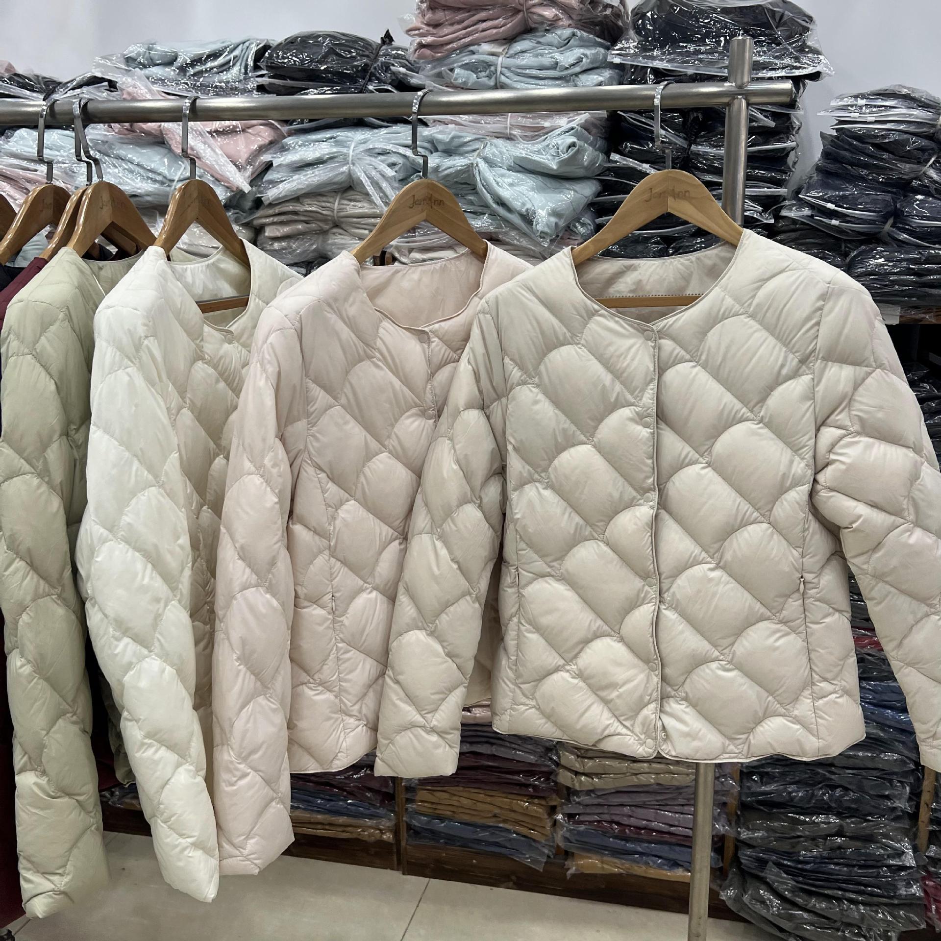 2025 New Autumn and Winter Collarless Lightweight down Jacket Women's Short Inner Lining Layered Warm and Cold-Proof Fashion Jacket