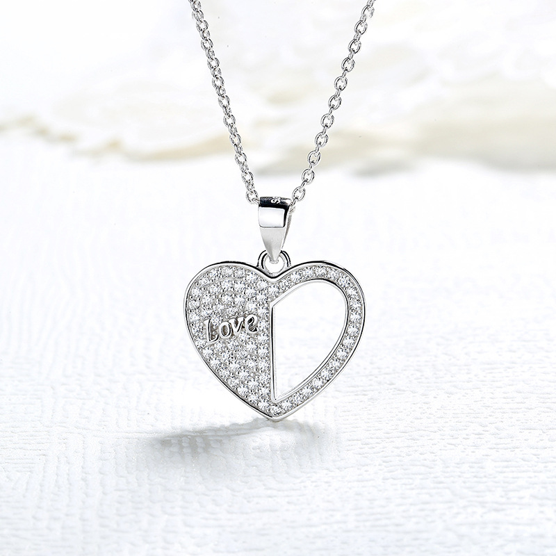 Europa y los Estados Unidos transfronterizos 925 plata esterlina collar en forma de corazón nicho de moda femenina versátil de alta sensación colgante de piedra de diamante cadena clavícula