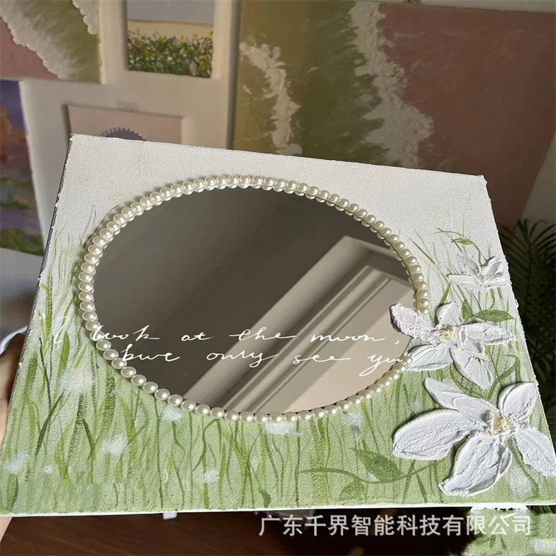 厂家批发异形镜子桌面台式化妆镜ins风少女公主镜宿舍学生装饰镜