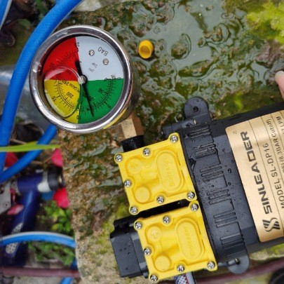 Xinlida de alta potencia 12V dual-core motor de la bomba de agua eléctrica agrícola pulverizador de doble bomba de alta presión de la lavadora del coche