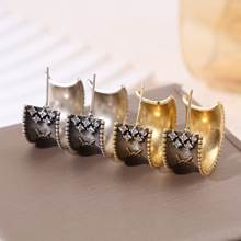 2025���¿荻�����ŮʿС�����ؚ��|�OӋ�߼��л�ͲC�ζ�Ȧ