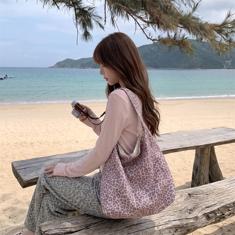 59172 2025 Early Autumn New Niche Design Shoulder Bag Suede Leopard Print Tote Bag Large Capacity Trendyy Women's Bag