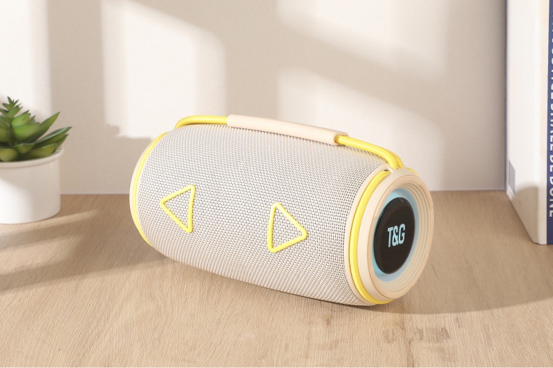 Transfronterizo TG657pro altavoz Bluetooth tarjeta portátil TWS subwoofer inalámbrico pequeño sonido altavoz Bluetooth