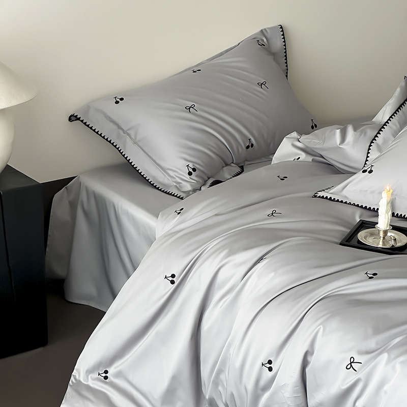 Completo letto francese in raso di cotone con copripiumino_voghion.com