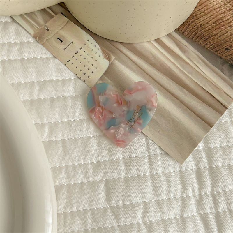 10g Weight Hair Clip Hair Accessories Type 1 Piece Quantity Daily Occasion Acetic acid sheets Material Heart Shape Pattern All Seasons Season Women's Gender Cute, Simple Style Style Cute Simple Style Women's Heart Shape Acetic Acid Sheets Hair Clip 8