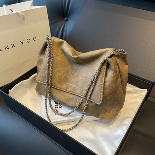 New Shoulder Bag Autumn and Winter Bag Women's 2025 Export Large Bag Versatile Commuter Women's Bag Large Capacity Chain Armpit Bag