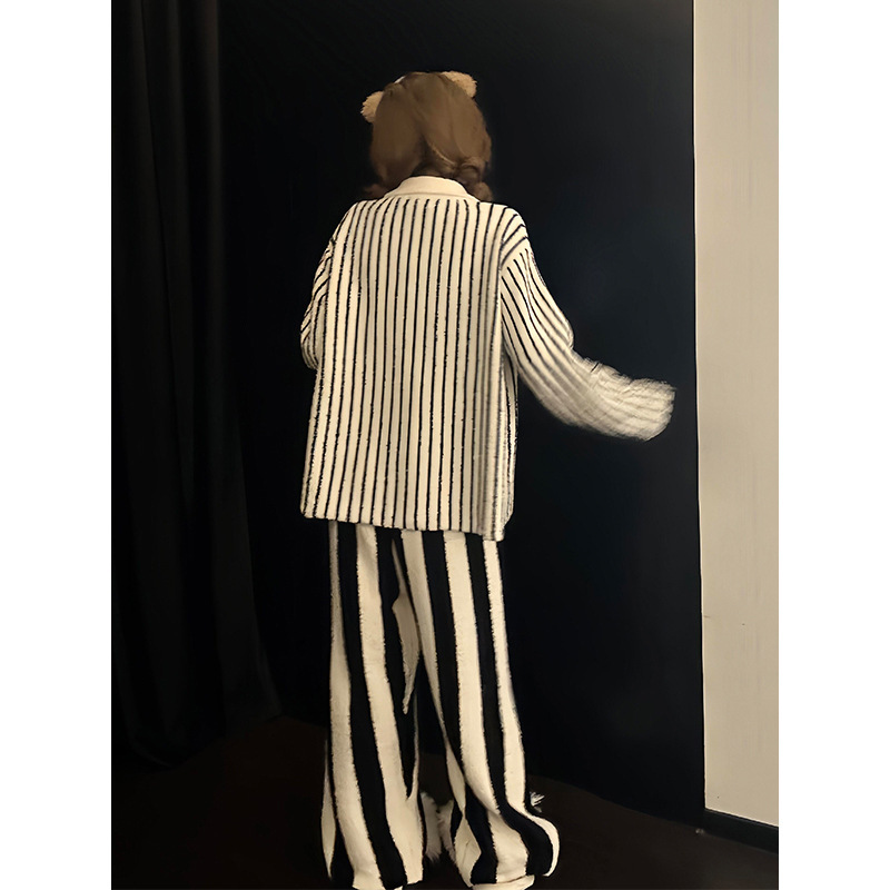 韩系高级小熊半边绒睡衣女款冬季2025新款加厚毛绒针织家居服套装|undefined