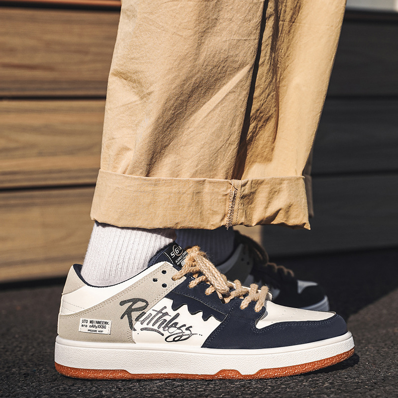 Chaussures de skate graffiti de niche de printemps 2025 pour hommes, version coréenne de la tendance, chaussures de sport décontractées à coutures rétro, chaussures pour hommes_voghion.com