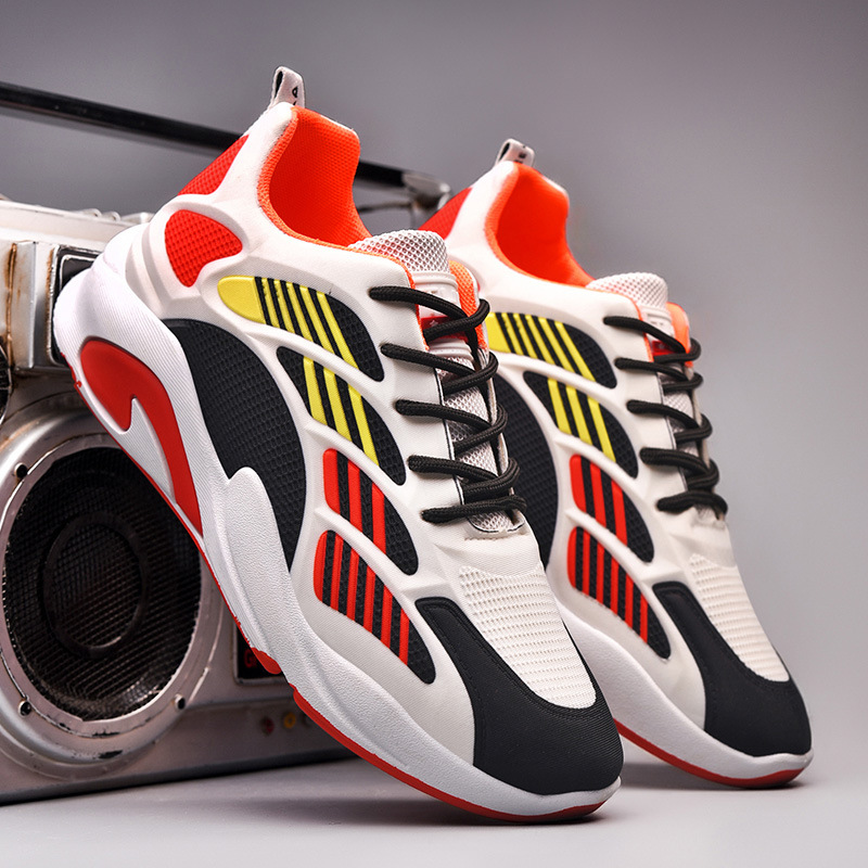 Zapatos de hombre transfronterizos 2024 Nueva primavera estudiante zapatos casuales ligeros cómodos zapatos de correr zapatillas de deporte de los hombres transpirables