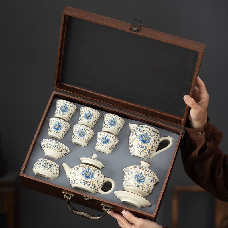 Chinese-style Ru kiln lotus-patterned kung fu tea set gift box, complete home tea brewing set, light luxury high-end gift Chinese-style Ru kiln lotus-patterned kung fu tea set gift box, complete home tea brewing set, light luxury high-end gift