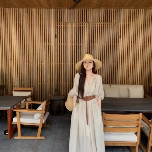 Apricot dress [niche design/cold style/high-end/big and slim covering belly/covering flesh/retro/slimming/unique, unique and super good-looking/hiding flesh/small person