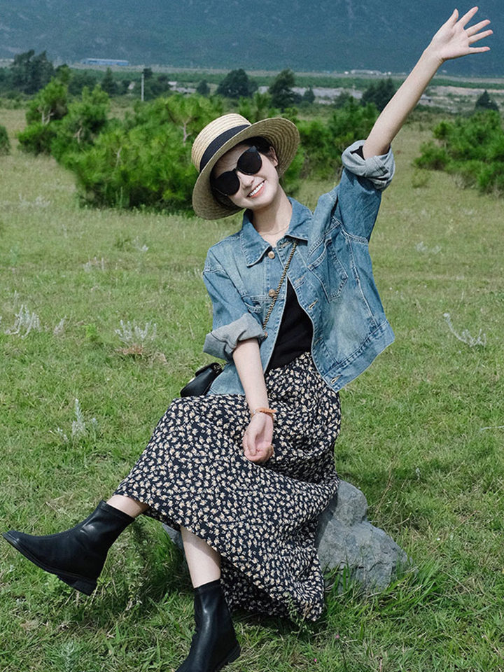 Áo khoác denim nữ dáng ngắn form rộng tay dài cổ ve — áo khoác denim dài tay