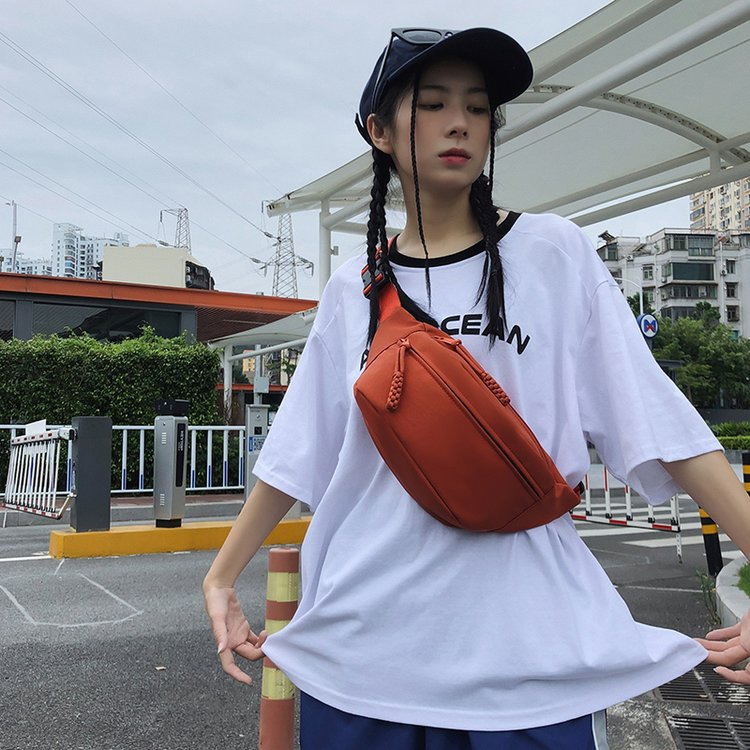 Simple crossbody bag, chest bag, fashionable and casual bag for women, 2025 new couple bag, versatile for sports, Japanese-style waist bag undefined