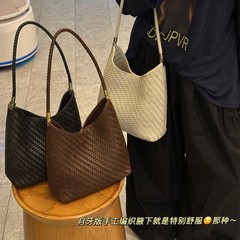 新款时尚编织手提包女高级感小众设计单肩斜挎包百搭托特包包批发
