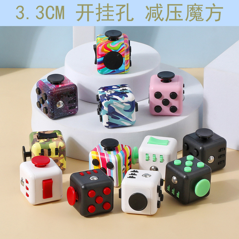 Source manufacturers in stock wholesale 3.3cm open hole square decompression strands decompression infinite Rubik's Cube dice toys Source manufacturers in stock wholesale 3.3cm open hole square decompression strands decompression infinite Rubik's Cube dice toys