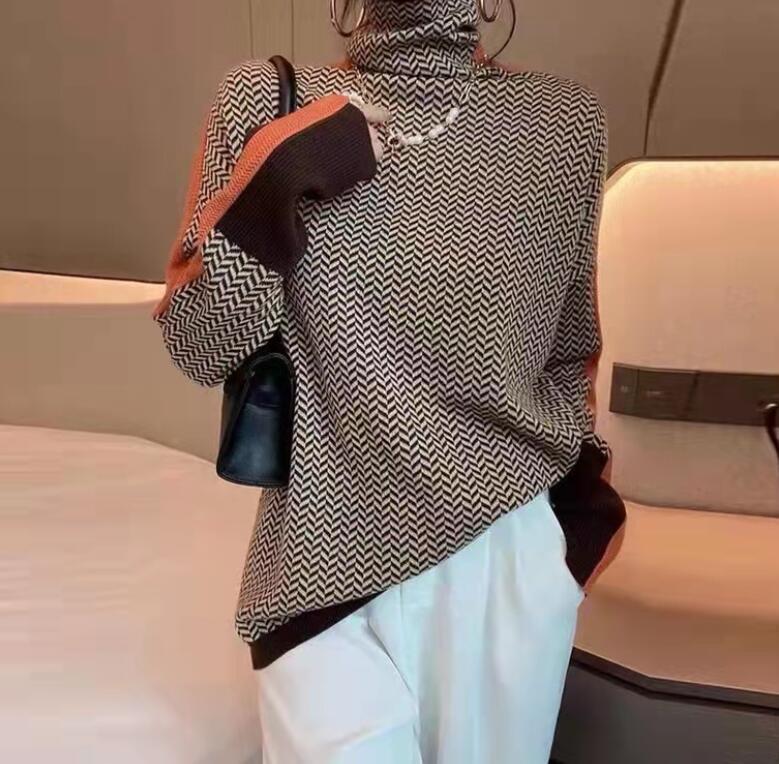 Suéter de cuello alto con rayas y patchwork estilo casual para mujer, jersey holgado de punto para primavera y otoño 2026, manga larga adelgazante.