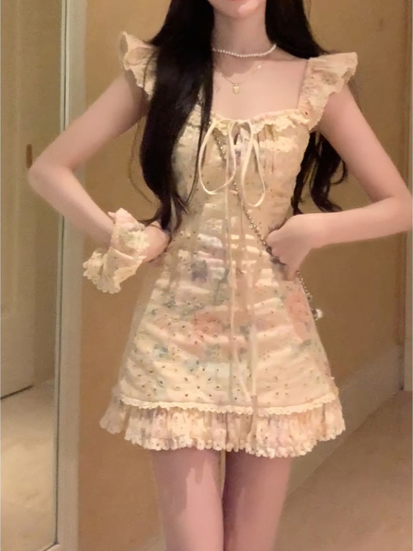 Garden Party Sweet Dress Garden Party Pure Desire Style Sweet Slimming Temperament Lace Flying Sleeve Dress
