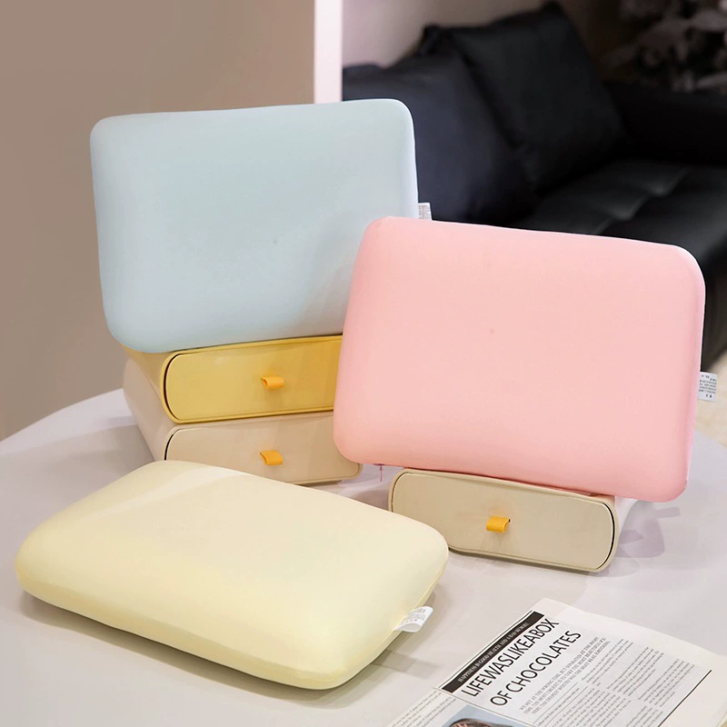 Silk children's summer pillow for sleep at lunchtime for elementary school students