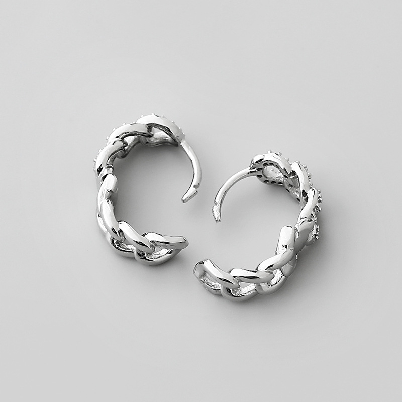 retro chainshaped hollow copper earrings wholesale Nihaojewelrypicture4