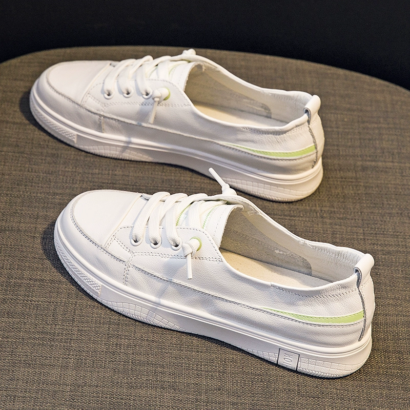 Белые туфли для женщин, первый слой воловьей кожи, новинка весны и лета 2024 года, женская обувь на плоской подошве, универсальные студенческие кроссовки для спорта и отдыха.