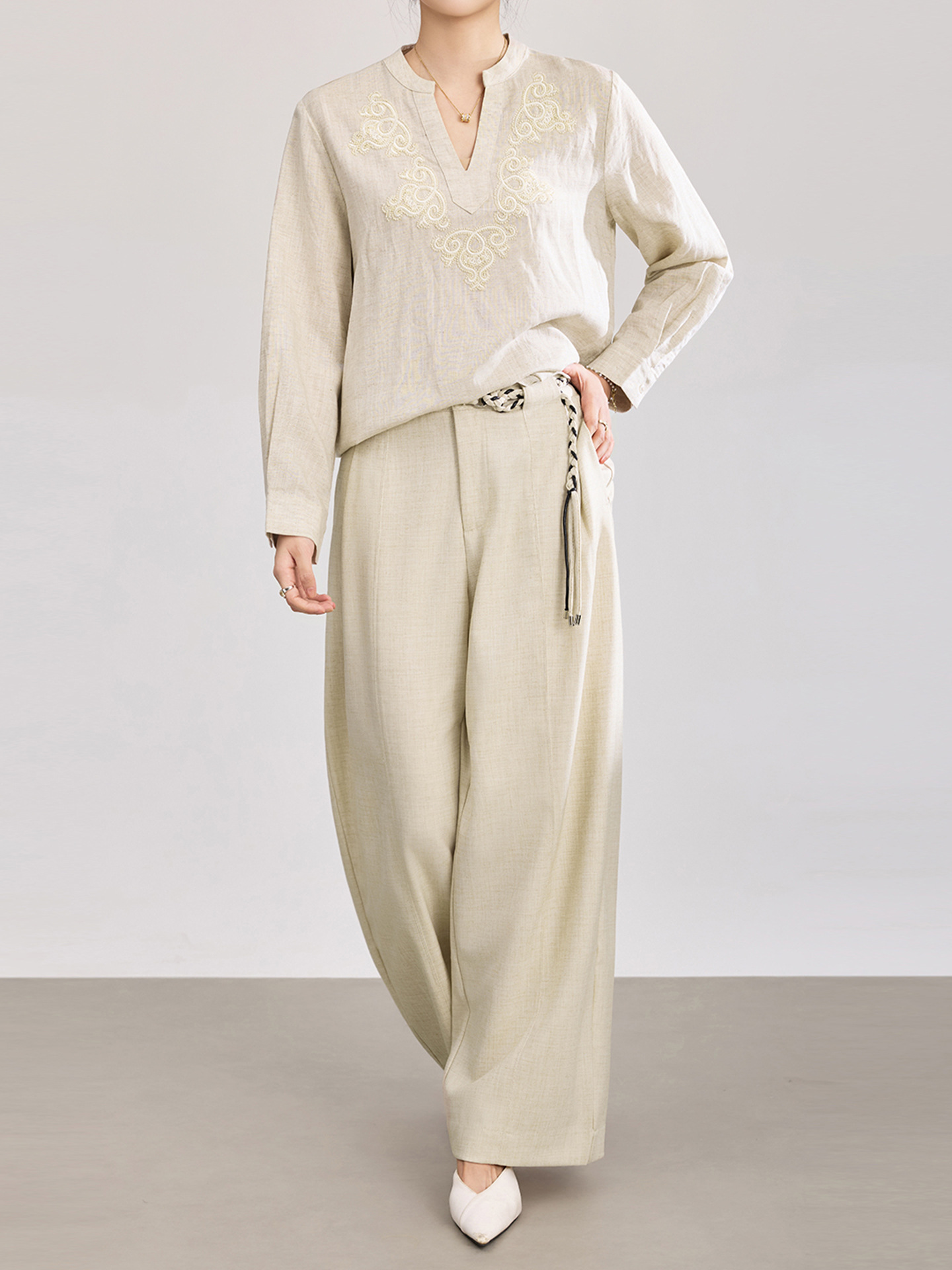 Quần culottes nữ ống rộng cạp cao kèm thắt lưng dệt bản to — màu đen
