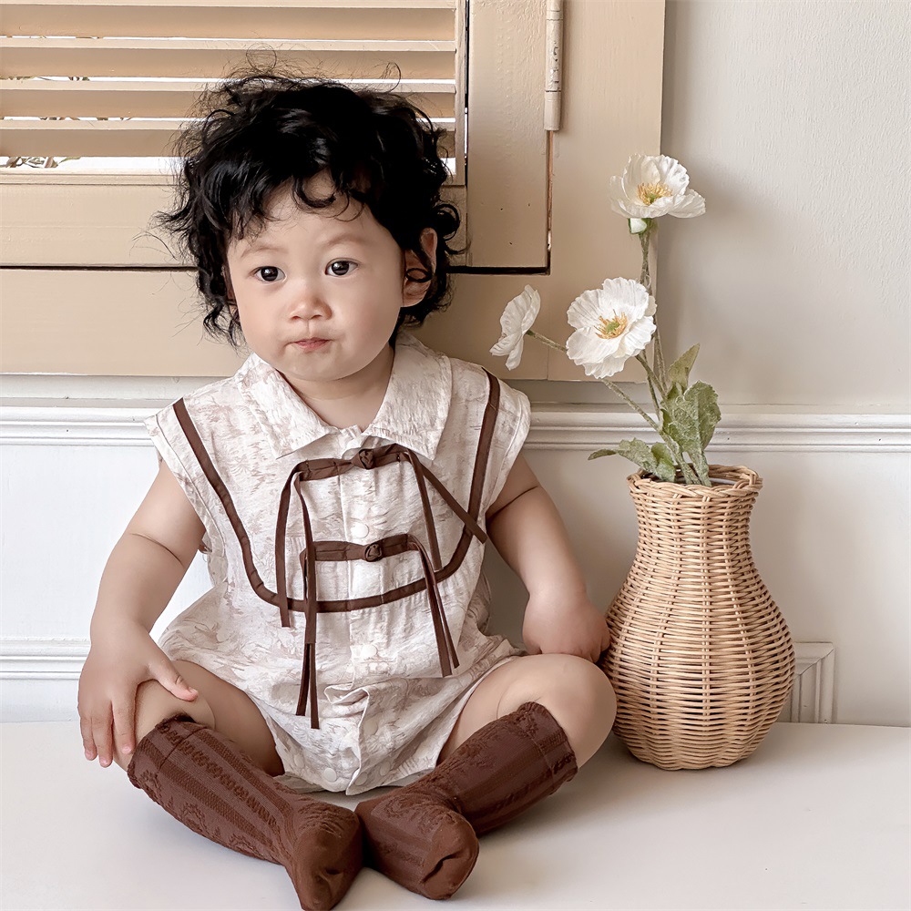 Camisa de bebé, ropa de verano delgada, una nueva hebilla de disco de estilo chino, luna llena, cien días, ropa de año nuevo para hombres y bebés, una pieza