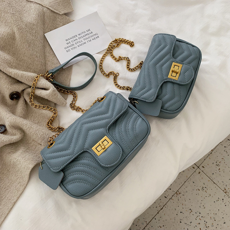 Textured small bags for women 2023 new bags Korean style fashion casual one-shoulder crossbody lock chain small square bag_voghion.com